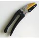 Pruning Scissors&nbsp;Kabasawa pruning saw is made of a special structure with very thin blade like a with a razor-sharp cut edge. This makes tree branch cutting a happy experience.It cuts without hurting the fabric making water suction very effective. 

In order to make it usable for a long period of time, we have adopted the replacement blade method. We invite to do experience this sharpness.